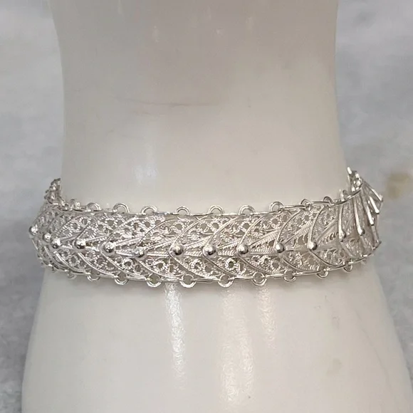 Sterling Silver Overlapping Filigree Bracelet